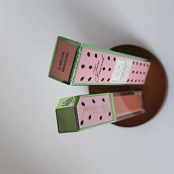 Too Faced Juicy Fruits Watermelon Candy Finish Lip Gloss - A Melon Reasons - Picture 2 of 8